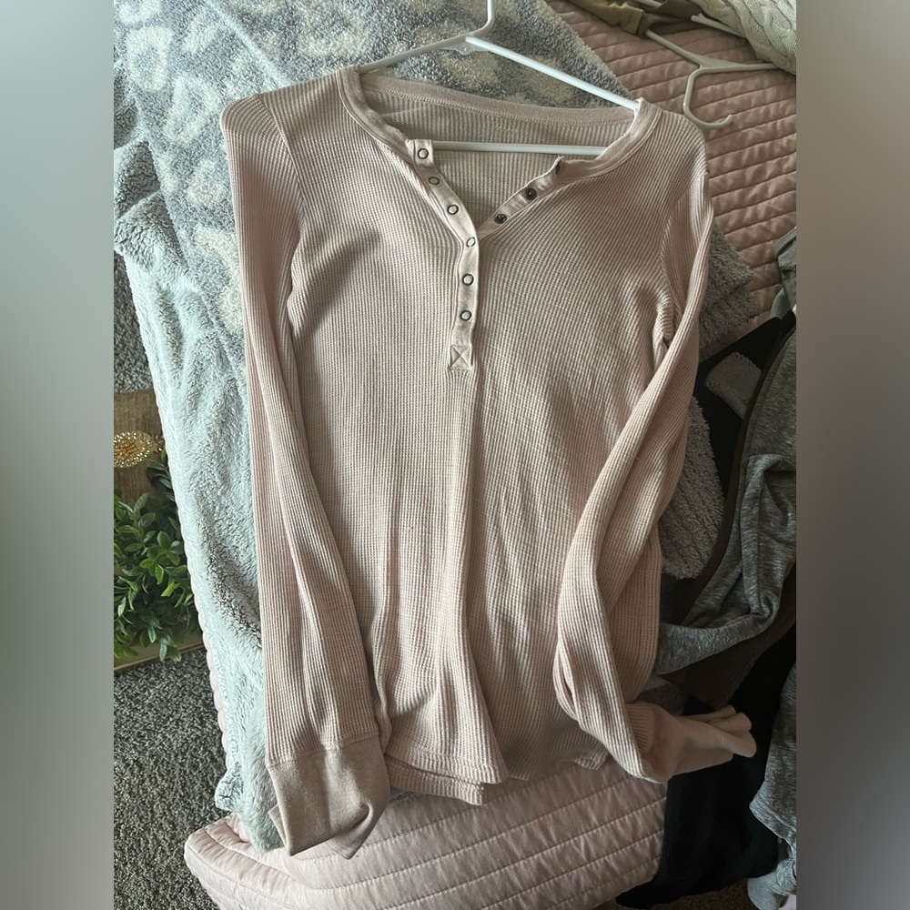 Aerie Pink Henley